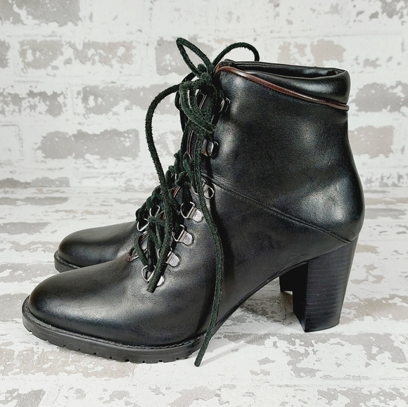Elegant Black Lace-Up Ankle Boots - Picture 1 of 10